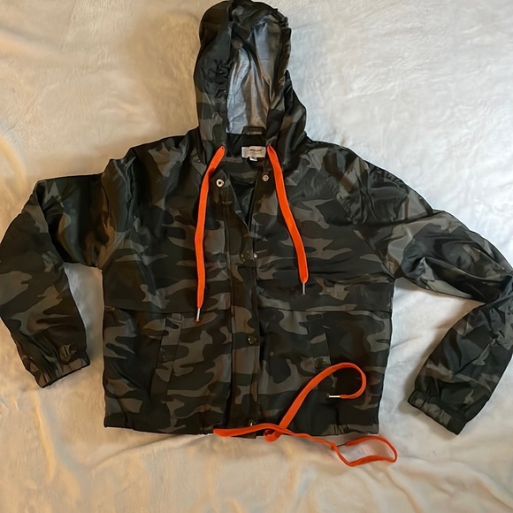 New Look Supreme Hoodie Camo Jacket Size M - Picture 1 of 6